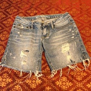 Bullhead short size 0